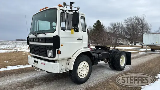 1982 Mack