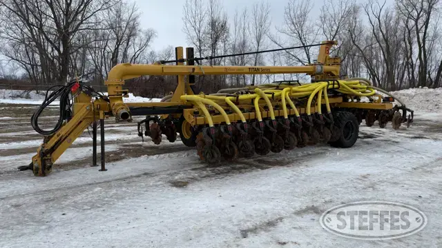2018 Bazooka Titan