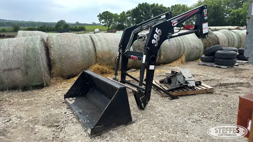 Koyker 385 Tractor Loaders and Attachment
