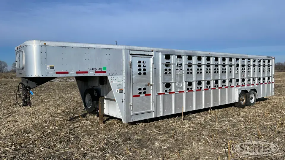 2018 Wilson Foreman PSGN-9932 Gooseneck Livestock Trailer