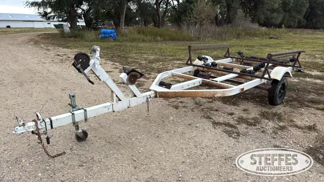 Boat trailer