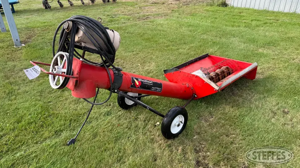 Wheatheart jump auger Transfer-Jump Augers and Conveyor