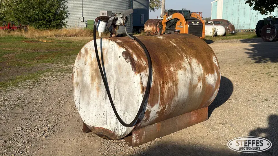 500 Gal. fuel tank