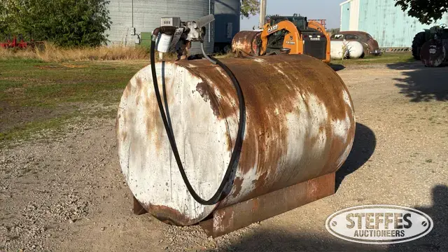 500 Gal. fuel tank
