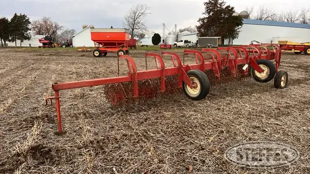 International 300