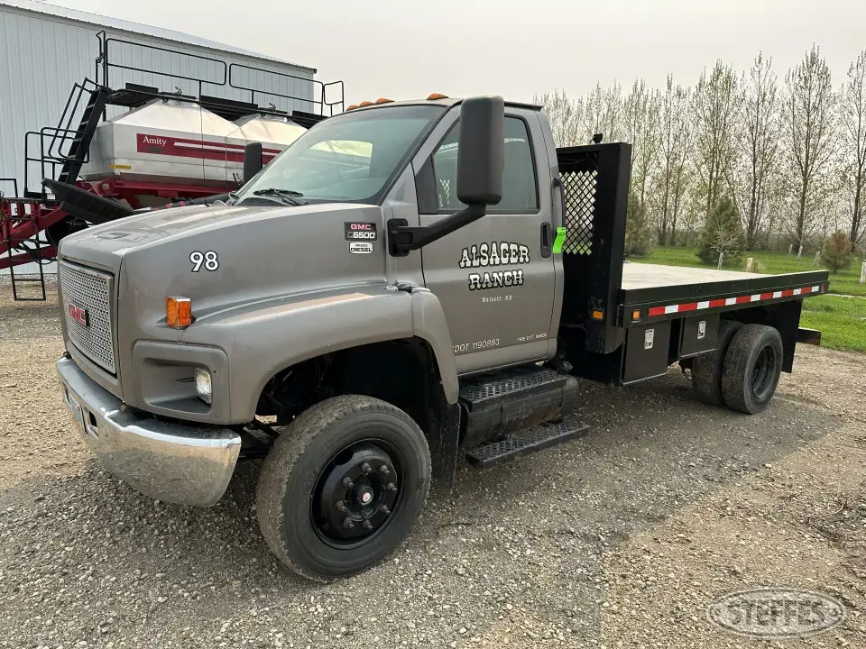 2008 GMC C6500 Cab and Chassis Truck
