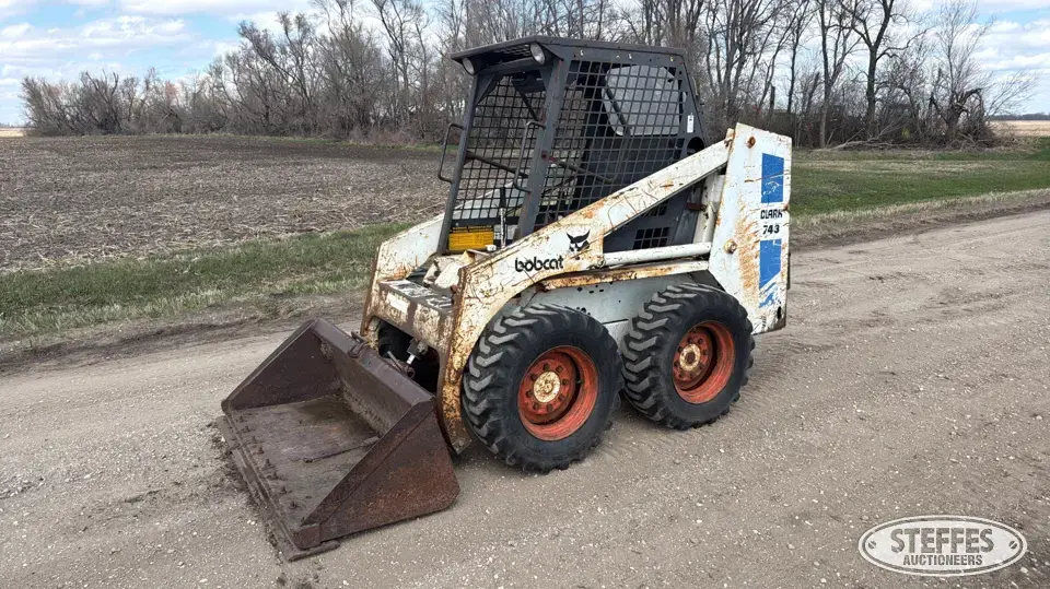 1983 Bobcat 743 Wheeled Skid Steer