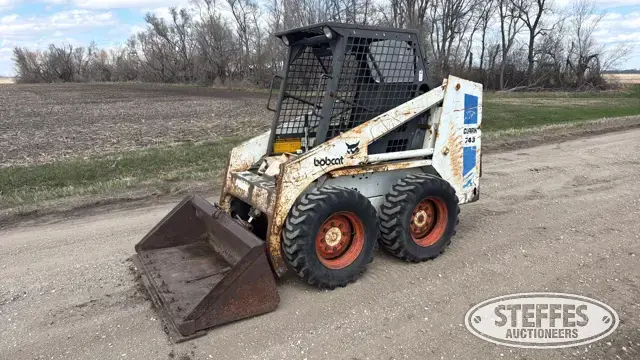 1983 Bobcat 743