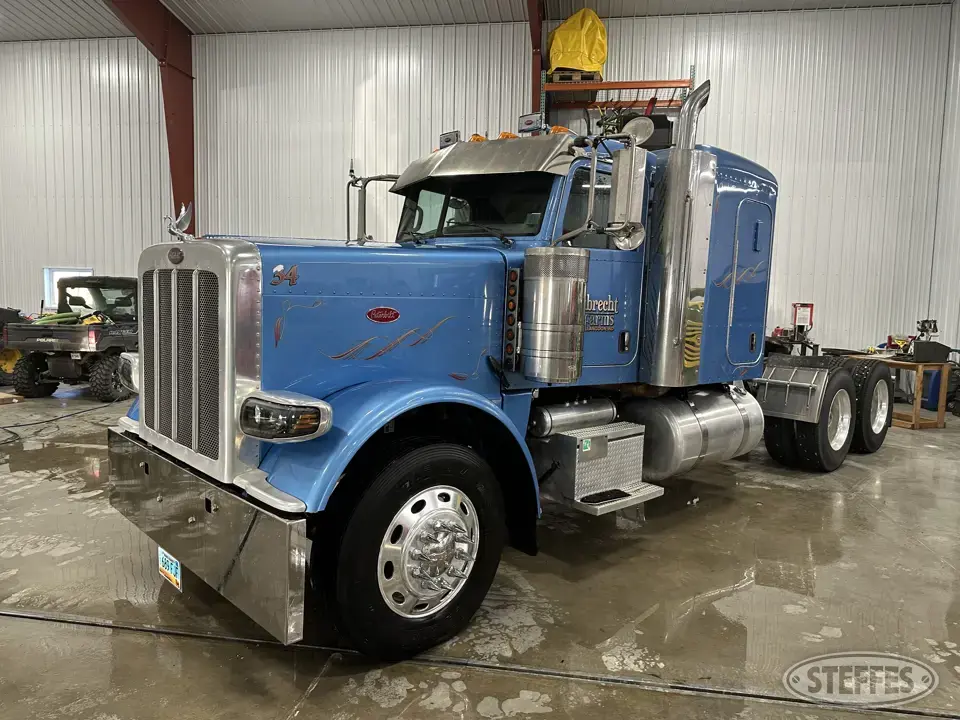 2012 Peterbilt 388 Conventional Truck with Sleeper