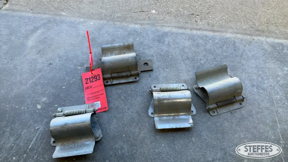 (4) Grease gun holders & magnetic flasher kit General Tools and Shop Supply