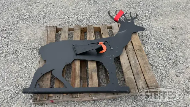 Pabreak deer target