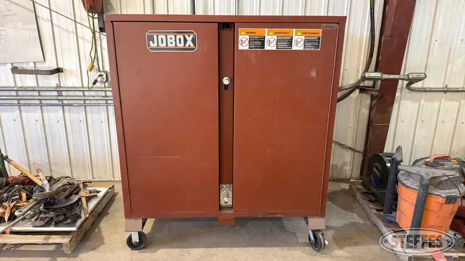 Jobox 1-679990 Storage and Bench