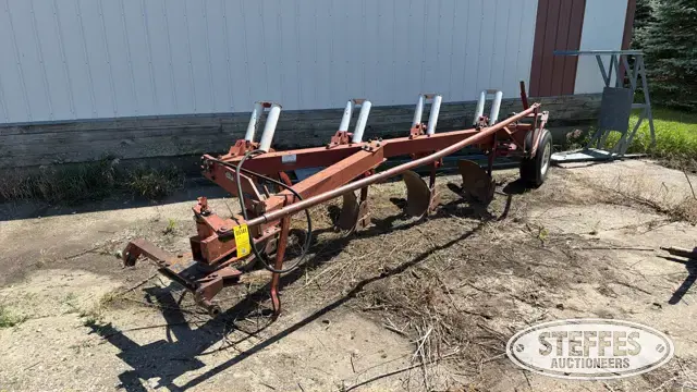 International 710