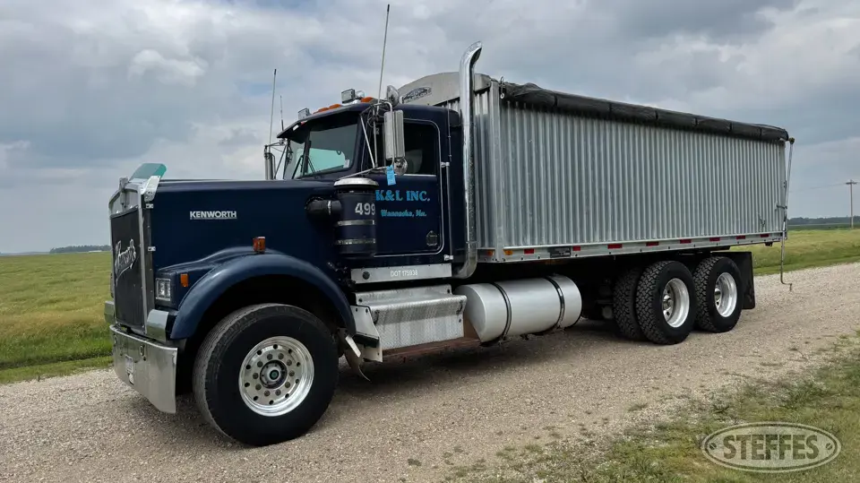 1985 Kenworth W900 Grain Truck