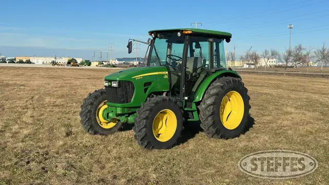 2011 John Deere 5085M