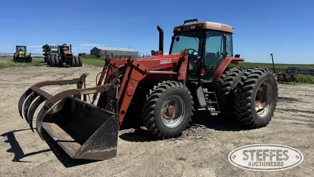 2000 Case IH MX110