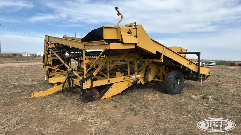 1993 Double L 853 Potato Windrowers and Harvester