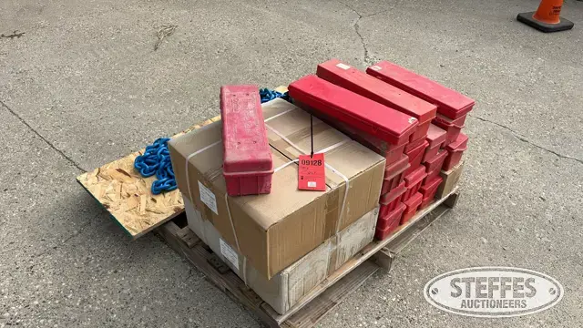 Pallet of chains