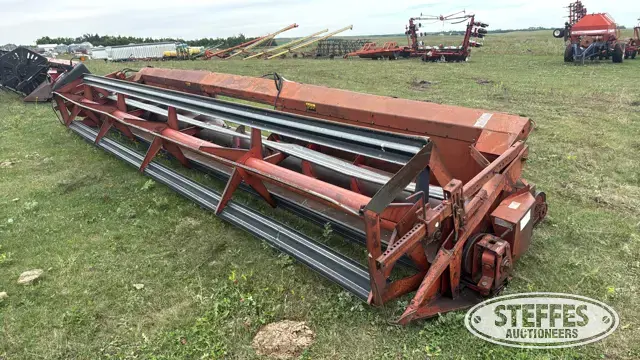 International 810-24
