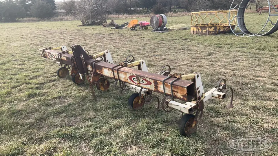Dakon Row Crop Cultivator
