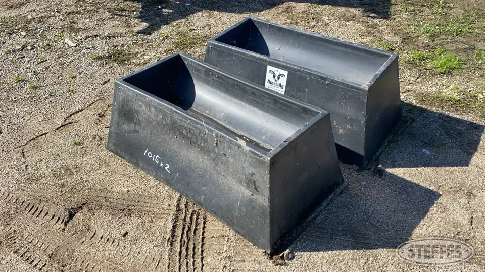 AmeriAg Feeders and Bunk