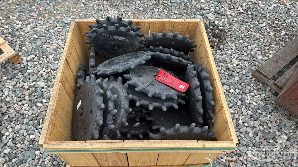 Approx. (30) Yetter poly spiked planter closing wheels Ag Equipment Part