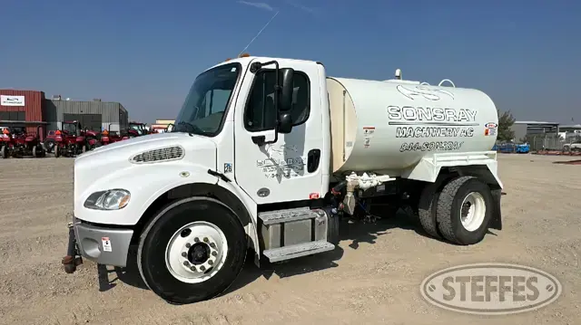 2020 Freightliner M2 106