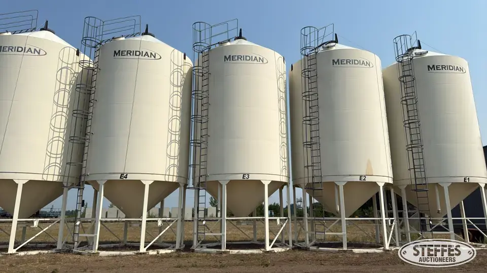 Meridian M1620HD Hopper Bin