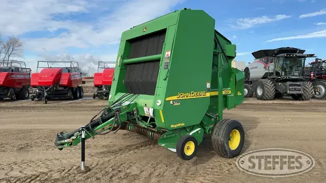 2006 John Deere 567