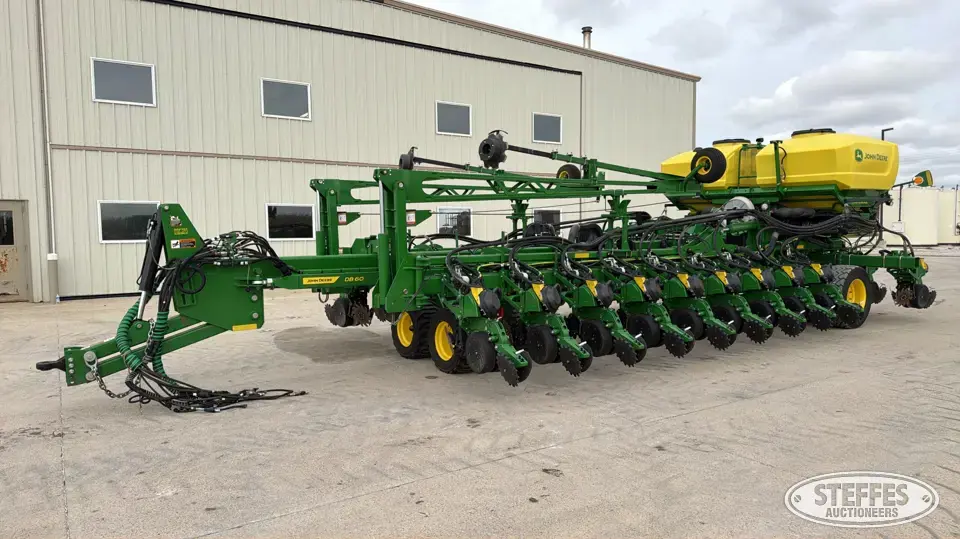 John Deere DB60 12 or More Row Planter