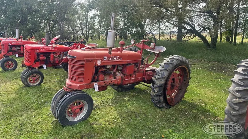 1944 McCormick Farmall H Collectible Tractor