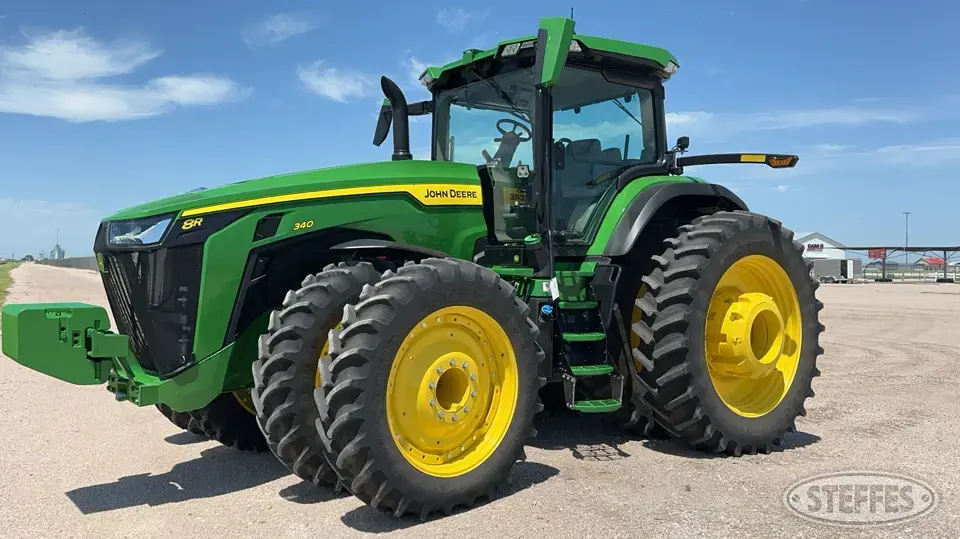2022 John Deere 8R 340 MFWD Tractor