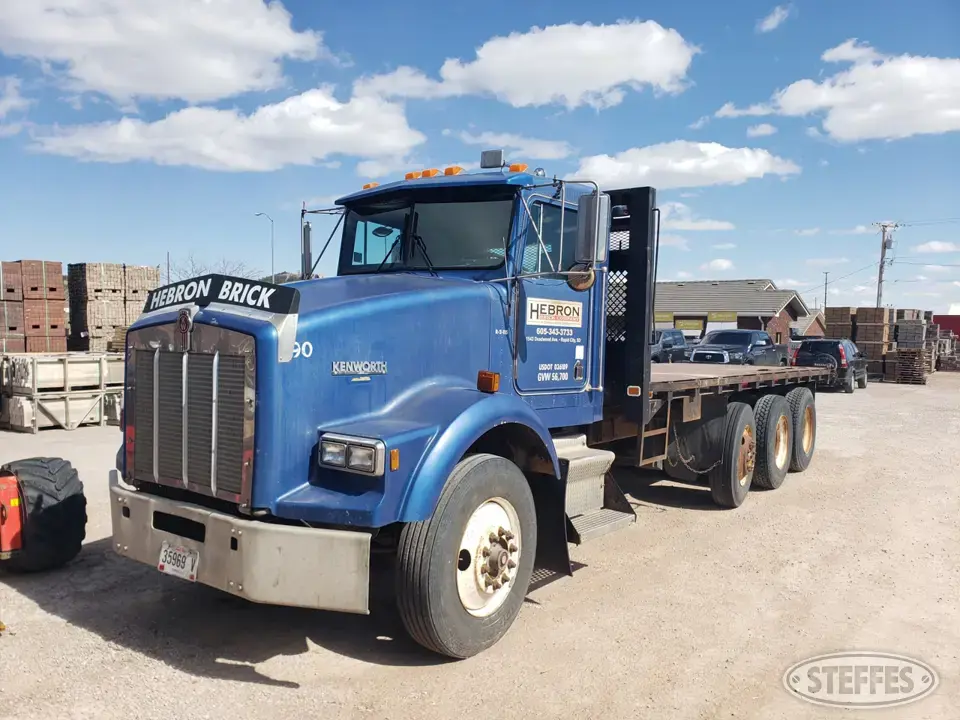 1990 Kenworth T800 Flatbed Truck