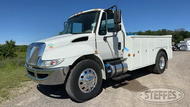2018 International DuraStar 4300