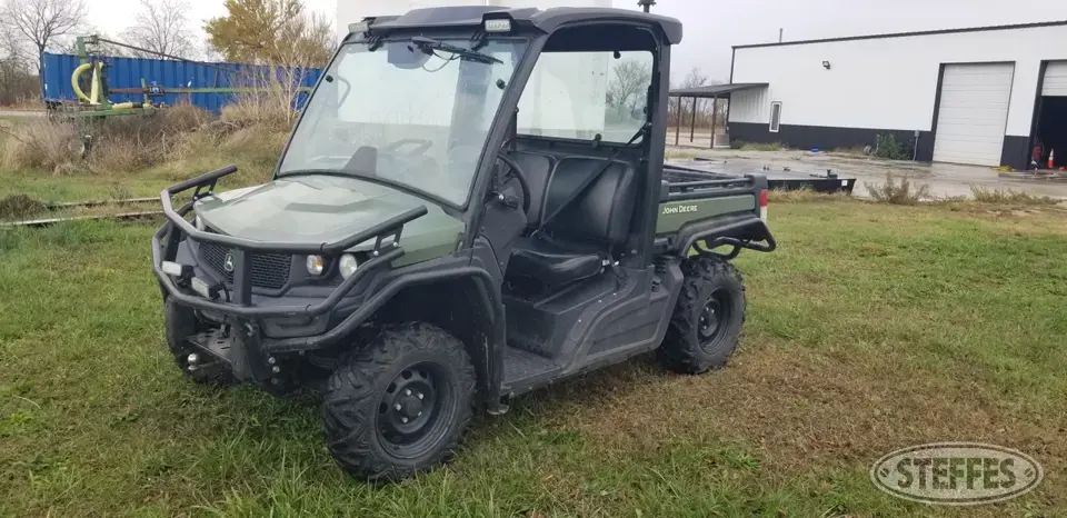 2021 John Deere 835M XUV UTV