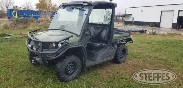2021 John Deere 835M XUV
