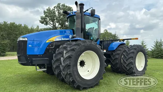 2009 New Holland T9030