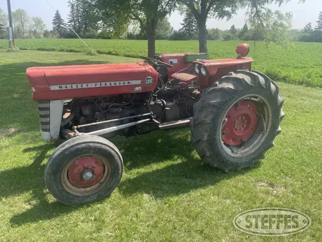 Massey Ferguson 135