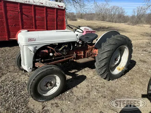 Ford 8N