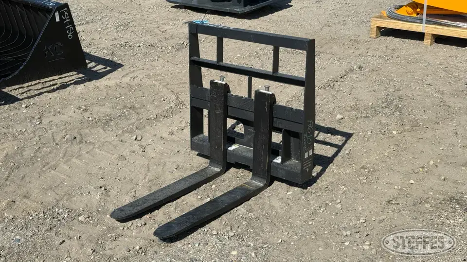 2025 Wolverine MPF-11-2500G Skid Steer Fork