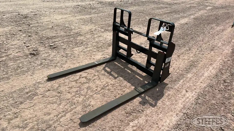 MDS Tractor Loaders and Attachment