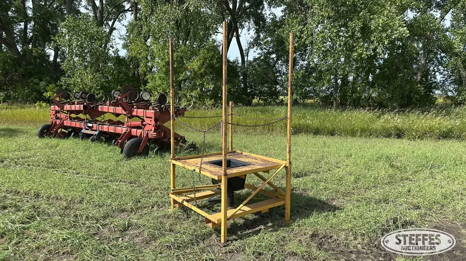 Ag-Krane Farm Support Item
