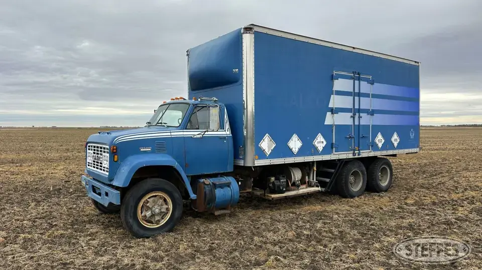 1973 GMC 9500 Tender Truck