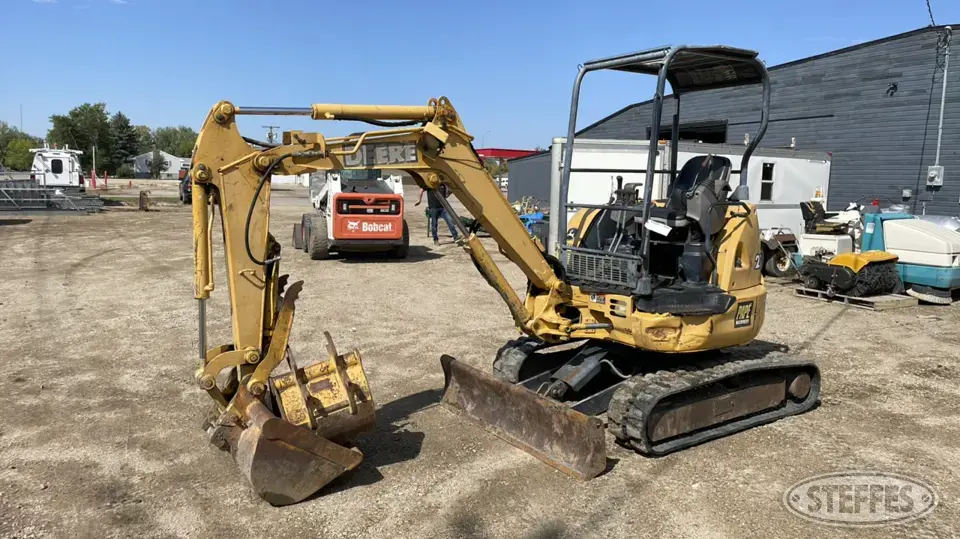 2003 Deere 27C ZTS Mini-Excavator