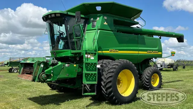 2000 John Deere 9750 STS