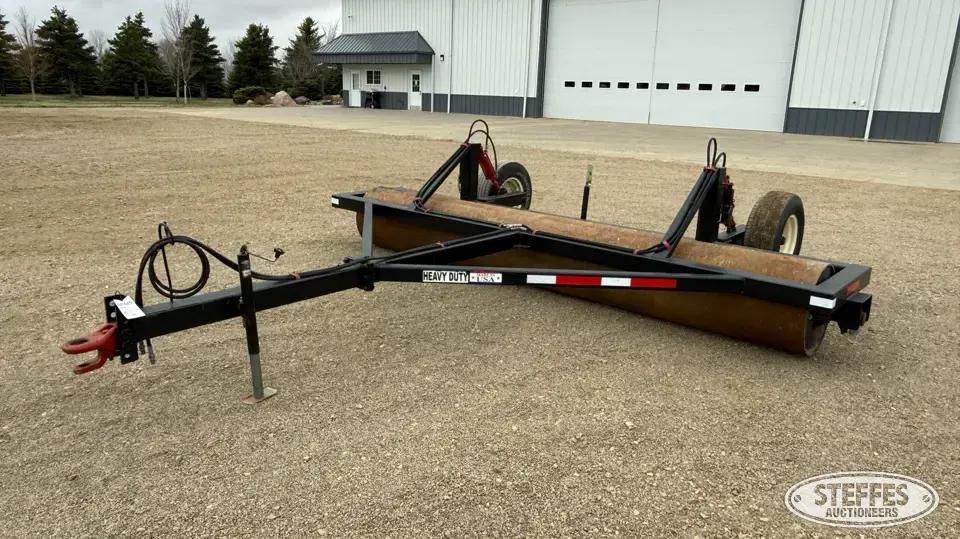 Harms Mfg. land roller