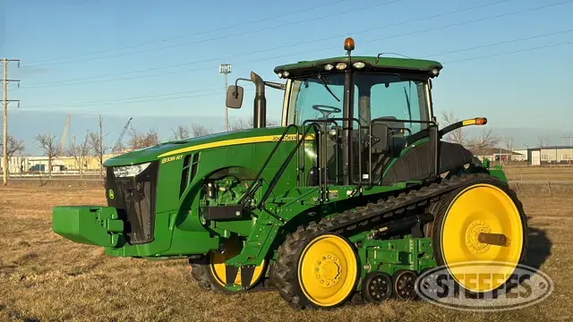 2011 John Deere 8335RT
