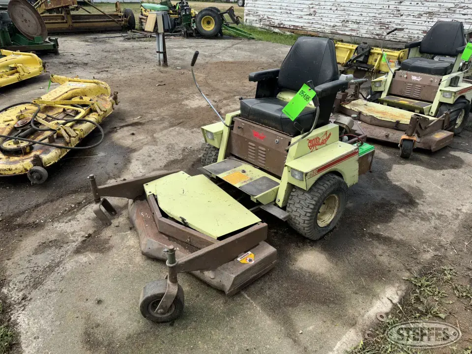 Grasshopper Lawn Tractor