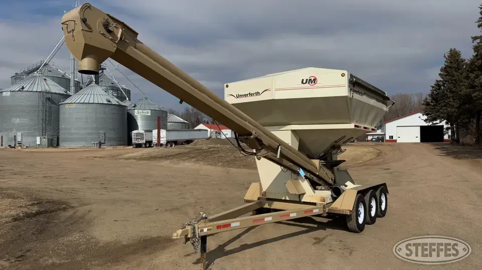 Unverferth Seed Runner 3750XL Bulk Seed Tender Trailer