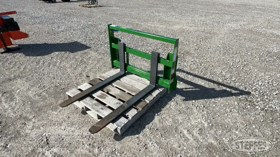 Worksaver JDPF-5442 Tractor Loaders and Attachment